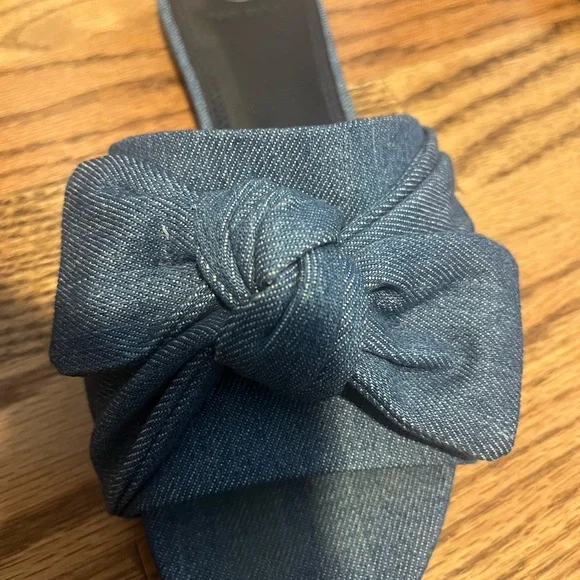 Tory Burch Blue Knot Sandals - Picture 2 of 4